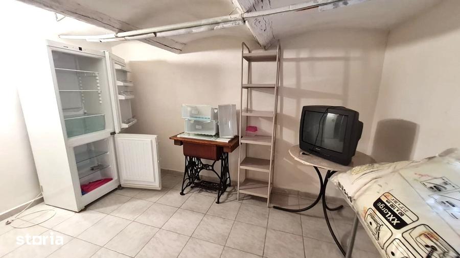 Apartament cu 3 camere în Sub Arini