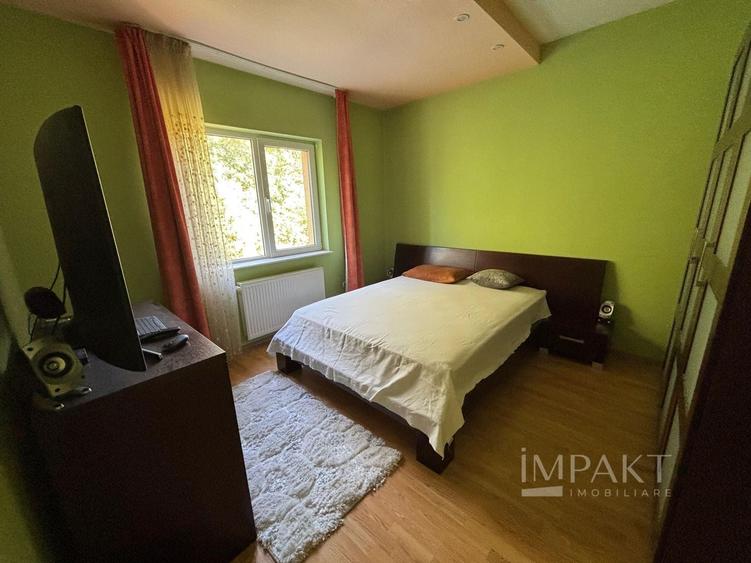 Casă individuală cu 5 camere cu Canalizare în Făget