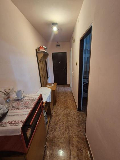 Apartament cu 2 camere nedecomandat în Central