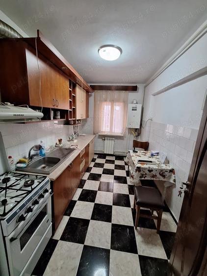 Apartament cu 3 camere decomandat în Bahne