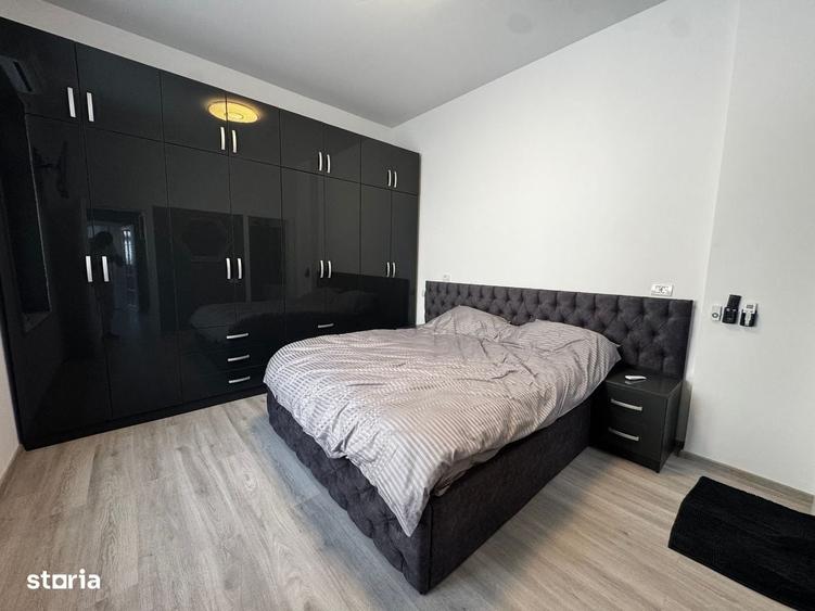 Apartament cu 3 camere decomandat în Tineretului