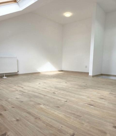Apartament cu 2 camere semidecomandat în Vitan