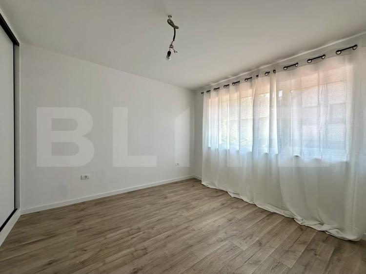 Duplex cu 5 camere cu Canalizare în Florești
