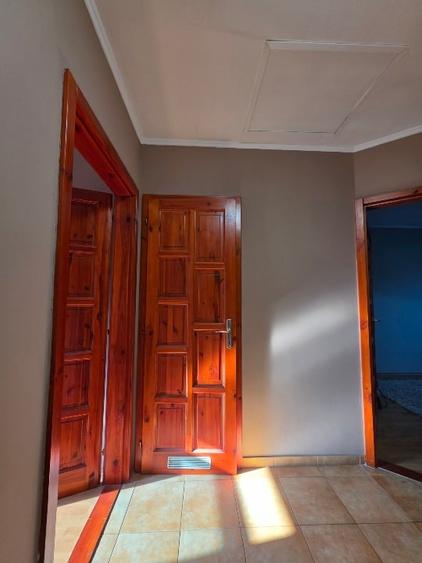 Apartament cu 3 camere în Vărșand