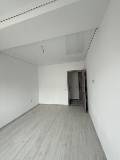 Apartament cu 3 camere decomandat în Militari
