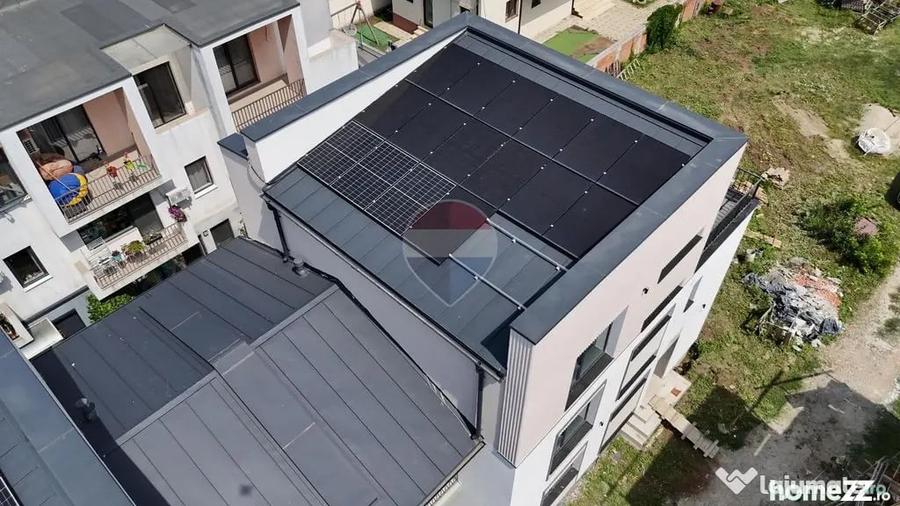 Casă cu 7 camere cu Teren 300 Mp în Ultracentral