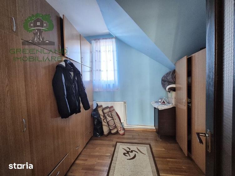 Casă cu 4 camere cu Teren 500 Mp în Holboca