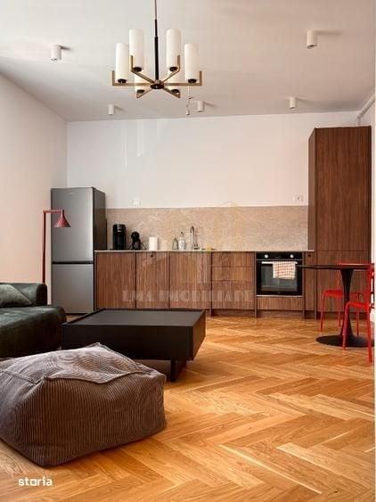 Apartament cu 3 camere în Schei