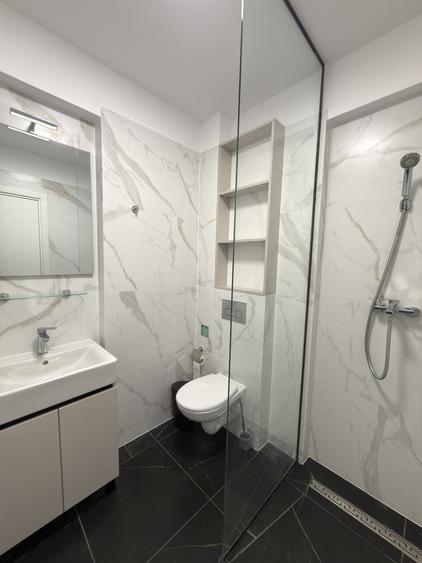 Apartament cu 2 camere decomandat în Sisești