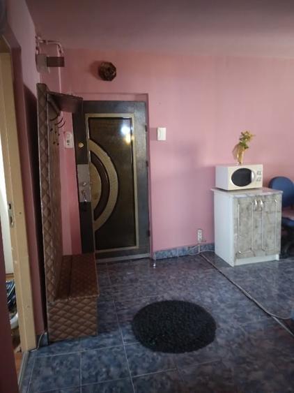 Apartament cu 2 camere decomandat în Aluniș