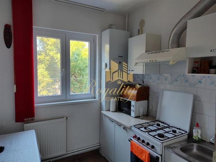 Apartament cu 2 camere decomandat, mobilat în Complex Studențesc