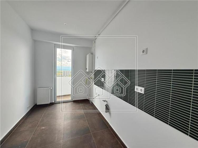 Apartament cu 2 camere decomandat în Mihai Viteazul