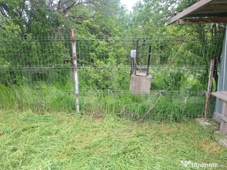 Casă cu 5 camere cu Teren 2300 Mp în Mătăsaru