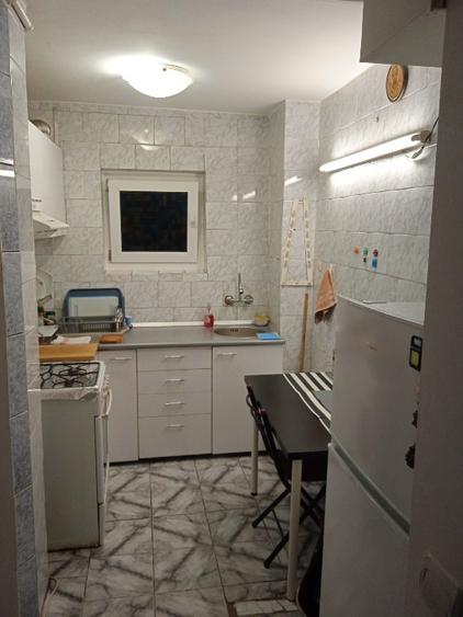 Apartament cu 3 camere semidecomandat în Nicolae Grigorescu