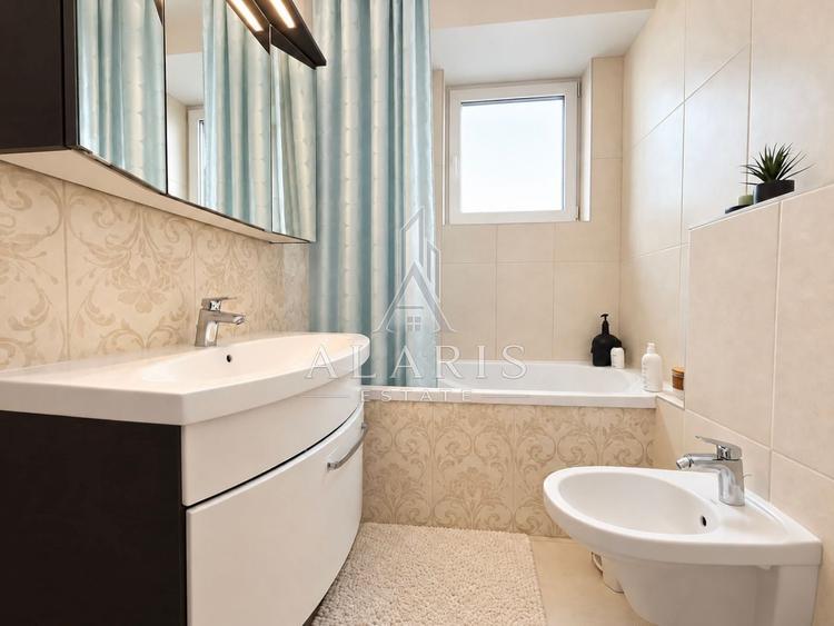 Apartament cu 2 camere semidecomandat, mobilat în Soarelui