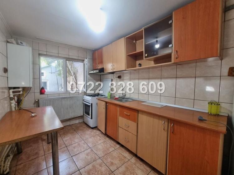 Bucuresti- Magurele, Str. Caracal, casa singur curte 2 corpuri - 4