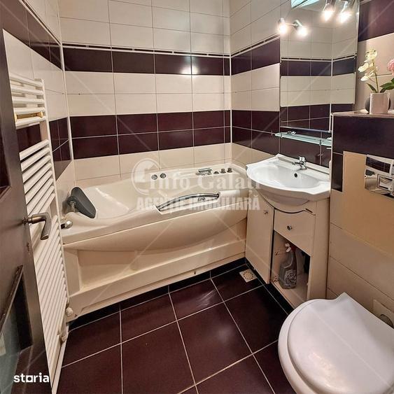 Apartament cu 3 camere în Central