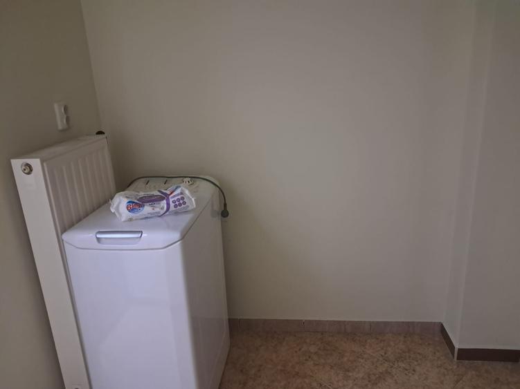 Garsonieră semidecomandată în Gară