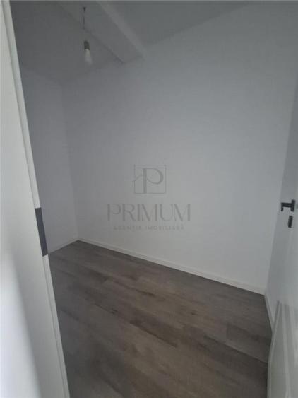 Casă cu 4 camere cu Teren 300 Mp în Moșnița Nouă