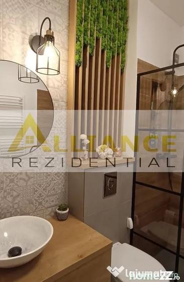 Apartament cu 3 camere decomandat în Metalurgiei
