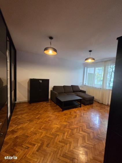 Apartament cu 2 camere decomandat în Plopilor