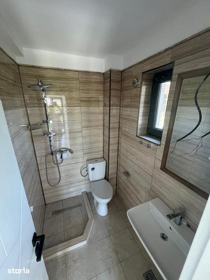 Casă cu Teren 600 Mp în Năvodari