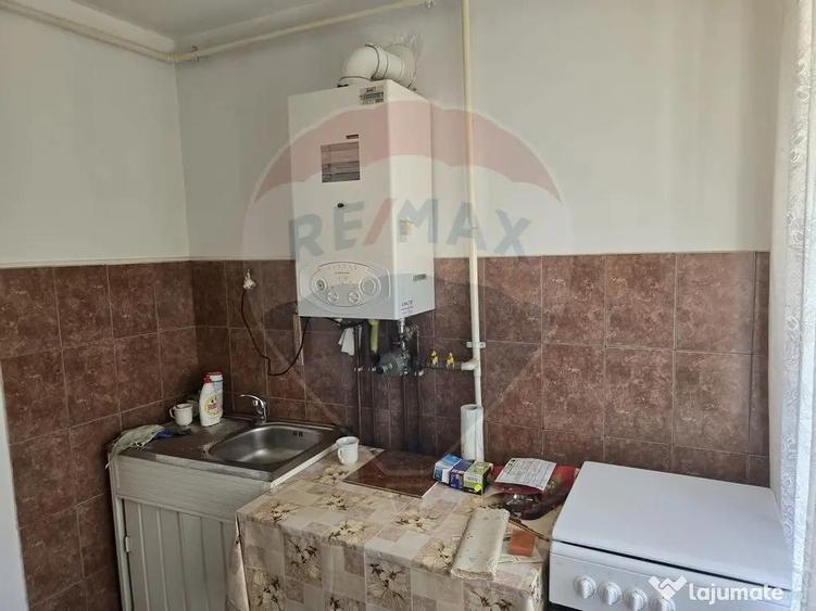 Garsonieră decomandată în Calea Severinului