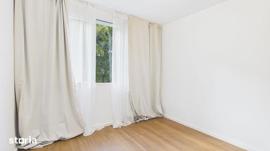 Apartament cu 3 camere semidecomandat, mobilat în Ozana