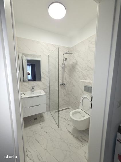 Apartament cu 3 camere decomandat în Tătărași