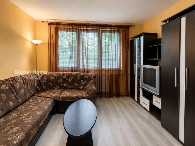 Apartament cu 3 camere semidecomandat, mobilat în Victoriei