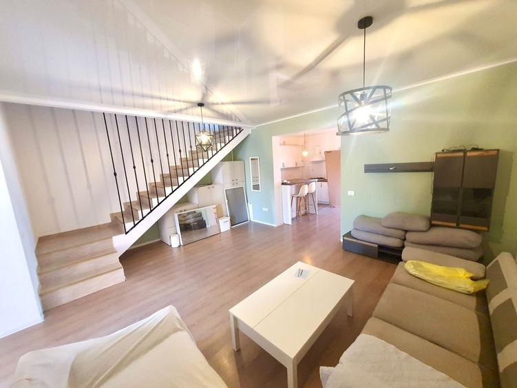 Duplex cu 4 camere cu Canalizare în Moșnița Nouă