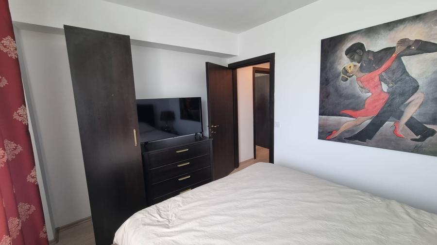 Apartament cu 2 camere semidecomandat, mobilat în Bucium