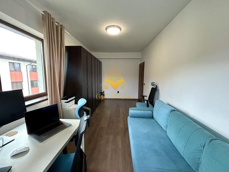Apartament cu 3 camere semidecomandat, mobilat în Florești