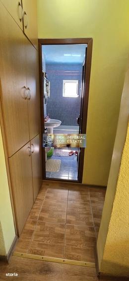 Apartament cu 2 camere semidecomandat în Poarta 6