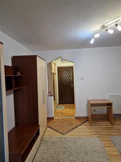 Garsonieră semidecomandată, mobilată în Astra