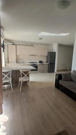 Apartament cu 2 camere decomandat în Soarelui