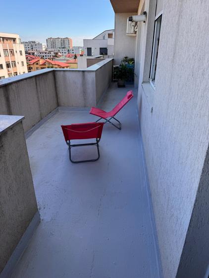 Apartament cu 2 camere decomandat în Drumul Taberei