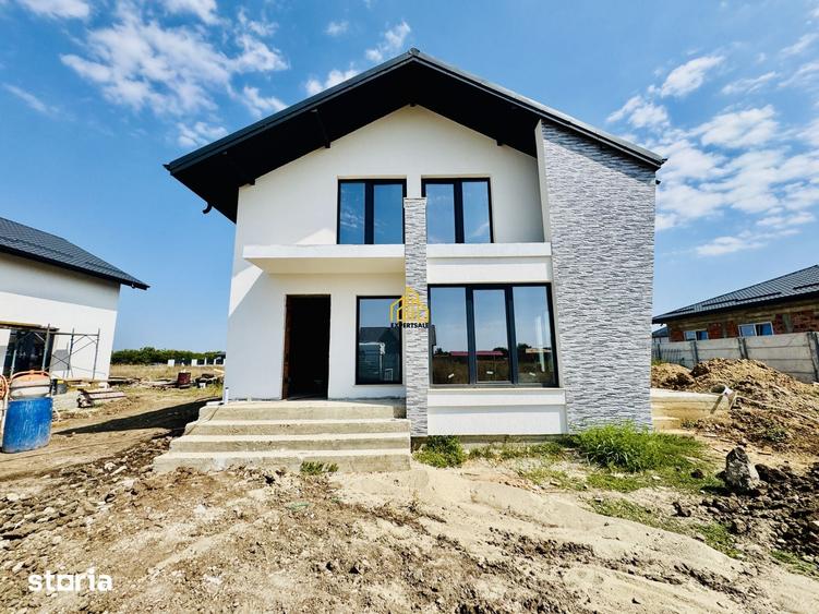 Casă cu 4 camere cu Teren 375 Mp în Central