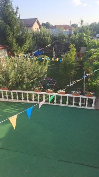 Casă individuală cu 5 camere cu Garaj în Berceni