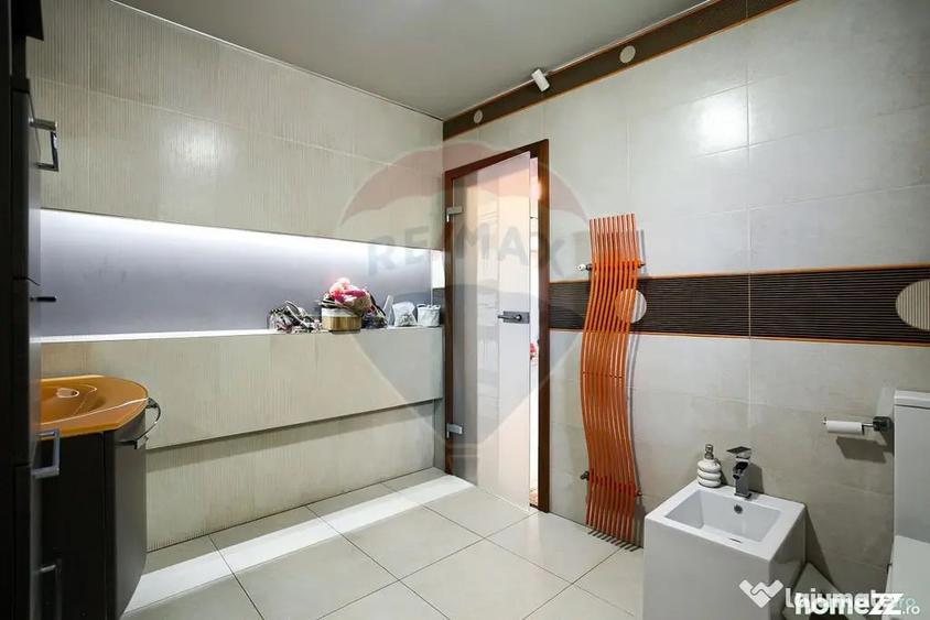 Casă cu 2 camere cu Teren 900 Mp în Est