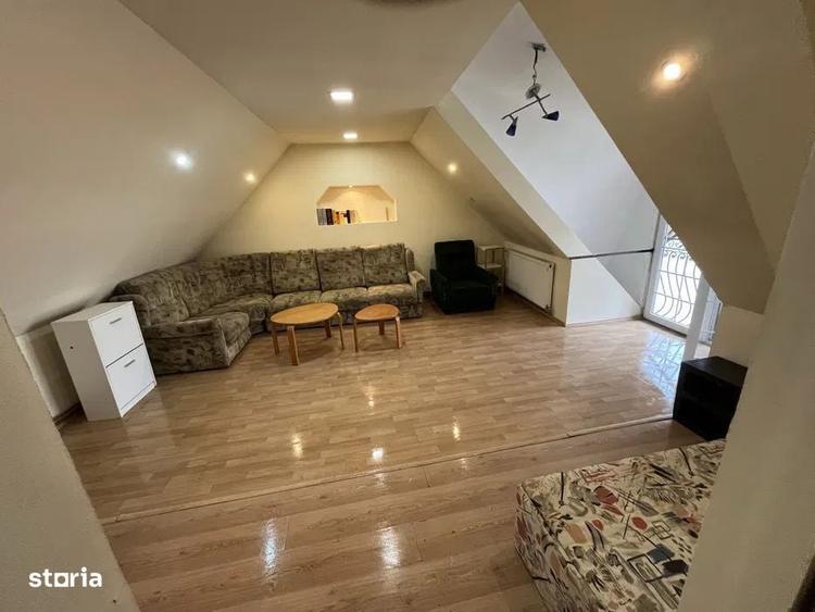 Casă cu 6 camere cu Teren 272 Mp în Central