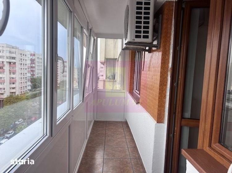 Apartament cu 3 camere decomandat în Aviatorilor