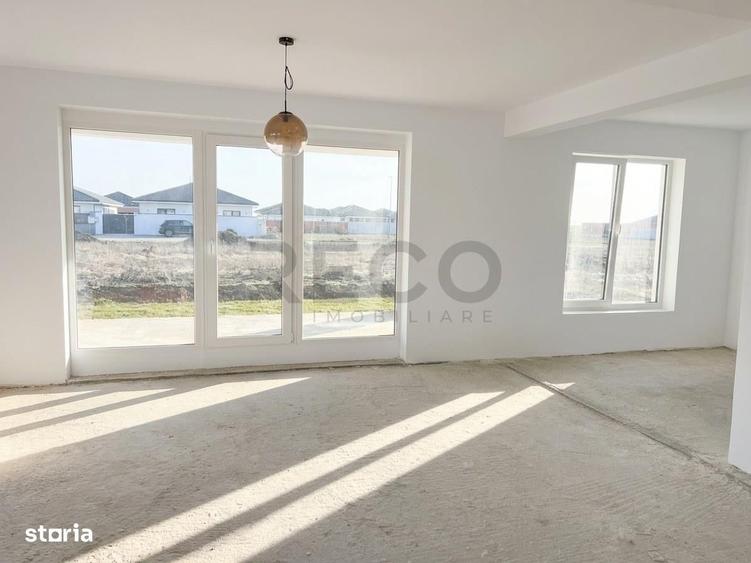Casă cu 4 camere cu Teren 500 Mp în Sântandrei