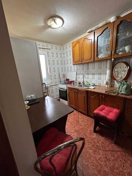 Apartament cu 2 camere semidecomandat în Pantelimon