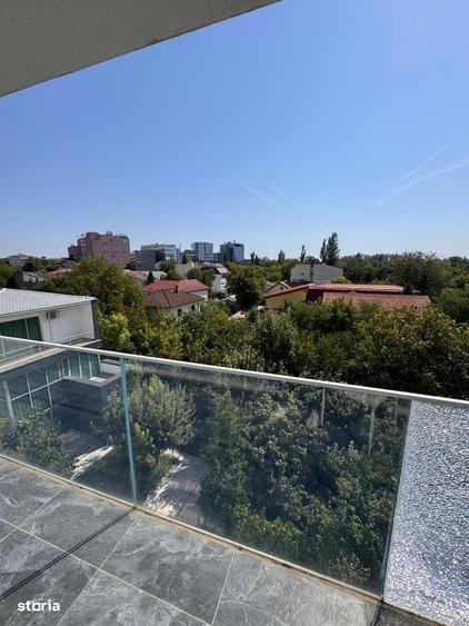 Apartament cu 4 camere, mobilat în Central