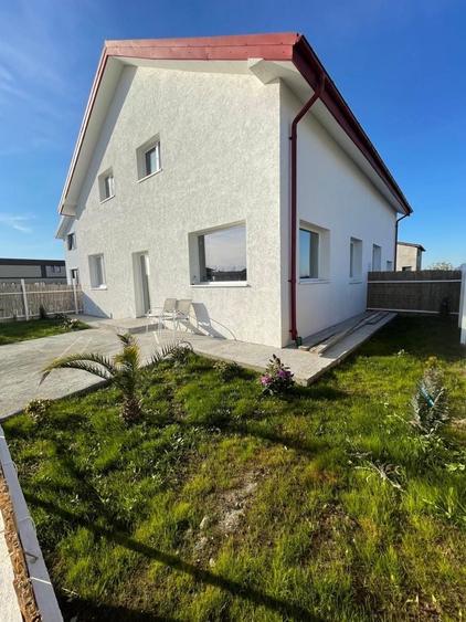 Vand / inchiriez duplex Midia Sat - 13