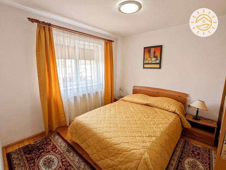 Casă cu 6 camere cu Teren 180 Mp în Centrul Istoric
