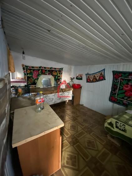 Casă individuală cu 2 camere cu Canalizare în Erbiceni