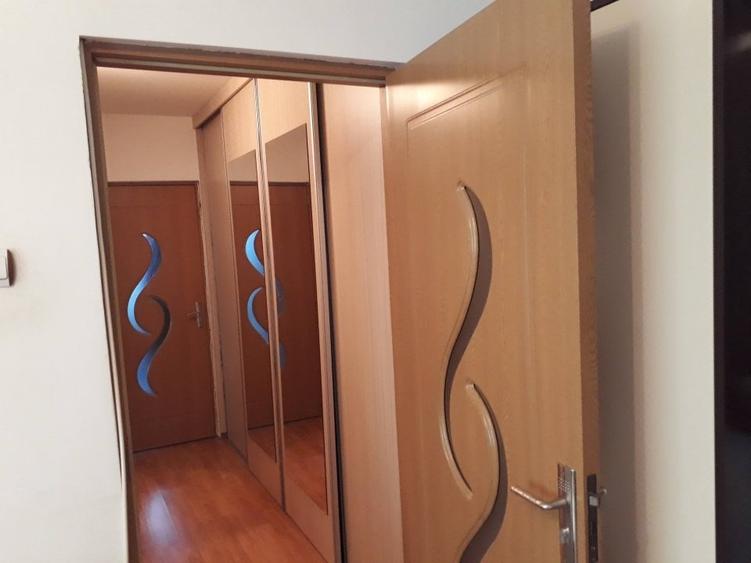 Apartament cu 2 camere decomandat, mobilat în Drumul Taberei — fotografia 3