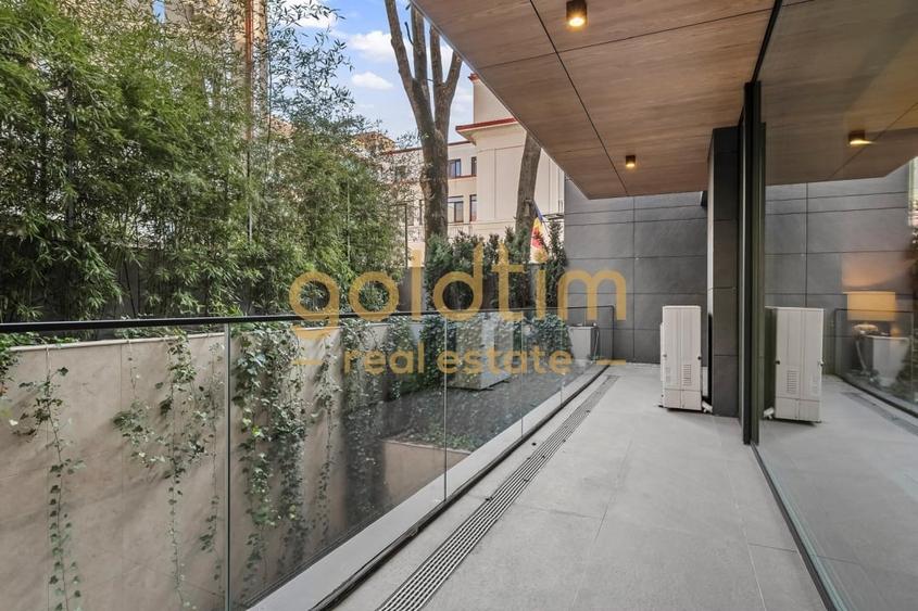 Apartament cu 3 camere decomandat, mobilat în Primăverii